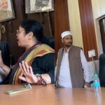 उत्तराखंड में यहाँ बैठक में प्रधान की जगह पहुंचे प्रधानपति, नाराज जिला सैनिक कल्याण अधिकारी ने मंच से उतारा।
