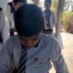 उत्तराखंड मे पोखरी के हरिशंकर विद्यालय में भालू की दूसरी घटना , छात्र पर किया हमला।
