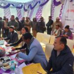 उत्तराखंड में सरकार आपके द्वारः सुदूरवर्ती न्याय पंचायत नराया में एसडीएम डॉ हर्षिता ने सुनी जन समस्याएं।