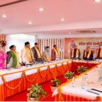 उत्तराखंड में प्रभारी गायब, नड्डा मौजूद—उत्तराखंड बीजेपी की बैठक ने बढ़ाया सियासी तापमान।