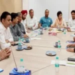 उत्तराखंड में चुनाव 2027: कांग्रेस ने उत्तराखंड को 8 जोन में बांटकर दिग्गजों को दी कमान, बैठक छोड़ निकले हरीश रावत।