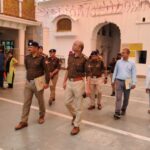 उत्तराखंड की राजधानी में एस०पी० सिटी देहरादून द्वारा झंडा मेला क्षेत्र का भ्रमण कर सुरक्षा व्यवस्था का लिया जायजा।