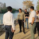 उत्तराखंड के हरिद्वार में अपर मेला अधिकारी ने कुंभ मेला की तैयारियों के तहत निर्माणाधीन घाटों का किया निरीक्षण।