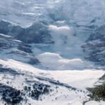 उत्तराखंड में हिमस्खलन को लेकर चेतावनी, इन तीन जिलों को खतरा, ऊंचाई वाले इलाकों में जाने से बचने की सलाह।