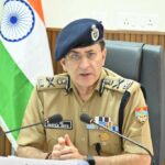 उत्तराखंड के पुलिस मुख्यालय में लॉ एंड ऑर्डर को लेकर उच्च स्तरीय बैठक, डीजीपी ने दिए अधिकारियों को कड़े निर्देश, चलेगा ऑपरेशन प्रहार।