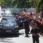 देवभूमि उत्तराखंड में प्रधानमंत्री मोदी का भव्य स्वागत, 12 किमी लंबे रोड शो में बड़ी संख्या में उमड़े लोग।