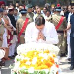 उत्तराखंड में पूर्व मुख्यमंत्री जनरल खंडूड़ी को मुख्यमंत्री धामी ने दी भावभीनी श्रद्धांजलि।