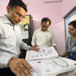 उत्तराखंड की राजधानी में एक्शन: सब-रजिस्ट्री ऑफिस में बड़ा घोटाला! DM की रेड में करोड़ों की गड़बड़ी उजागर, उप निबंधक के निलंबन की संस्तुति।