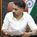 उत्तराखंड में यहाँ दो दिन का काम 6 महीने लटका, इंजीनियर पर डीएम का एक्शन।
