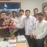 उत्तराखंड में राज्य निगम कर्मचारी महासंघ ने वित्त सचिव रणवीर सिंह चौहान से की शिष्टाचार भेंट।