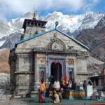 उत्तराखंड में भारी बारिश से चारधाम यात्रा प्रभावित, सड़कें खराब और भूस्खलन की समस्या।