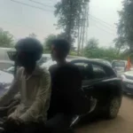 उत्तराखंड में यहाँ जाम के चलते रेलवे फाटक नहीं हुआ बंद, ट्रैक पर 30 मिनट तक रुकी रही ट्रेन।
