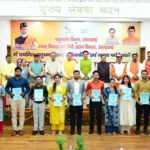 उत्तराखंड में मुख्यमंत्री धामी ने 101 नवनियुक्त कार्मिकों को नियुक्ति पत्र सौंपकर उज्ज्वल भविष्य की शुभकामनाएं दीं।