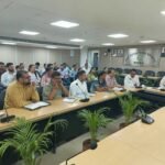 उत्तराखंड में अब एमडीडीए की 15 अक्टूबर तक सौंदर्यीकरण और सड़कों की तस्वीर बदलने की तैयारी, अवैध निर्माण पर ड्रोन-सैटेलाइट से नजर।