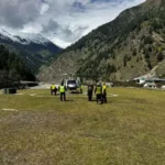 उत्तराखंड में 40 ट्रेकर्स सुरक्षित रेस्क्यू, अभियान जारी, सीएम धामी लगातार ले रहे अपडेट।
