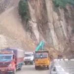 उत्तराखंड में लगातार बारिश के बीच स्वाला में यातायात सुचारू, सुरक्षा को लेकर प्रशासन अलर्ट।