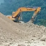 उत्तराखंड में मूसलाधार बारिश का कहर, चीन सीमा से संपर्क टूटा, पिथौरागढ़ में राष्ट्रीय राजमार्ग बंद।