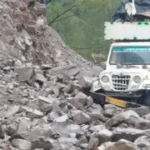 उत्तराखंड में पिथौरागढ़-तवाघाट हाईवे बंद, कूलागाड़ में फंसे आदि कैलास यात्री।